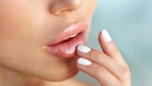 Tips Merawat Bibir Agar Lebih Lembut