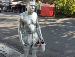 Diduga Mengetahui Kedatangan Petugas, Manusia Silver Lolos dari Kejaran Satpol PP Bontang