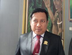 Sam Nalpa Mario Soroti Minimnya Infrastruktur Jalan dan Drainase di Kanaan dan Telihan