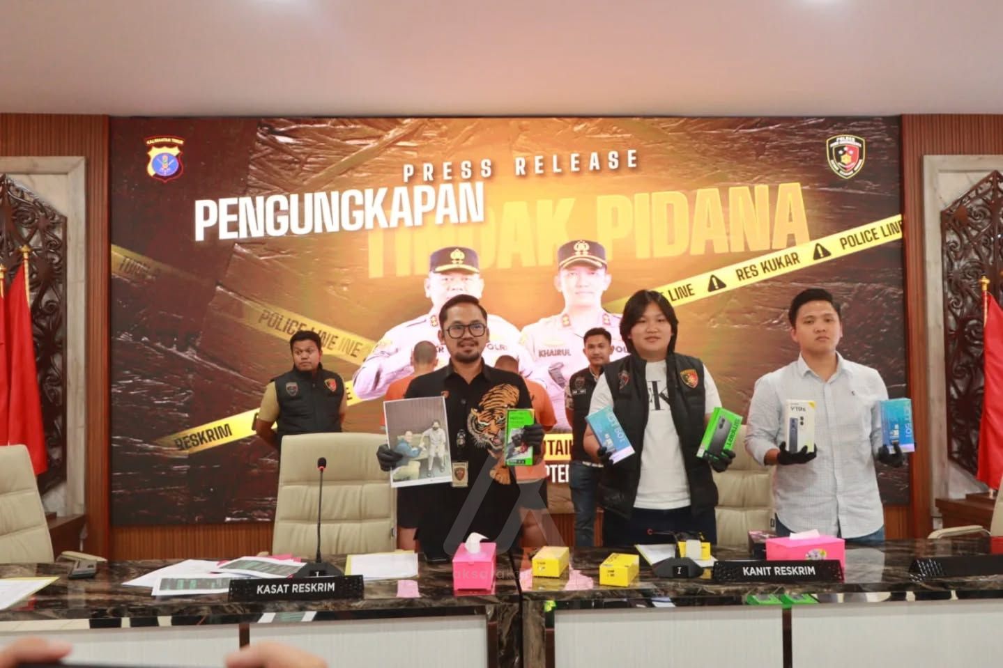 Polres Kukar saat menggelar konferensi pers, Kamis (18/9/2025). (Istimewa).