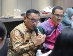 Uji Publik Monev KIP 2025, Wagub Seno Aji Paparkan Inovasi Transformasi Digital Kaltim