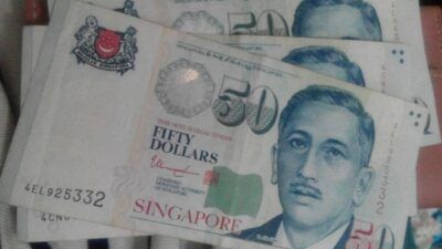 Pakai Uang Salah Transfer Buat Liburan, Pria di Singapura Dipenjara