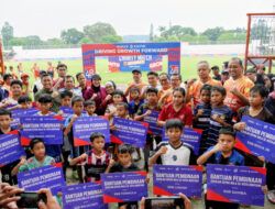 Pupuk Kaltim dan Borneo FC Academy Gelar Coaching Clinic, Hadirkan Jacksen F. Tiago dan Diego Michiels